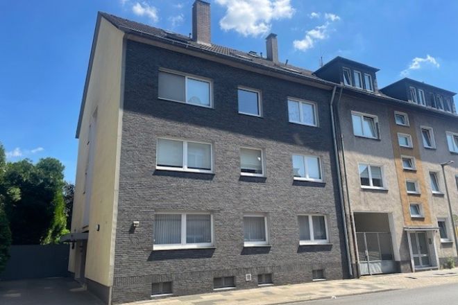 Gepflegtes 6-Familienhaus in ruhiger Lage von Oberhausen Alstaden verkauft!