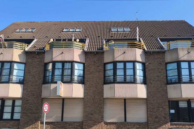 Vielseitige, lichtdurchflutete Gewerbeeinheit in zentraler Lage Oberhausen-Sterkrade!